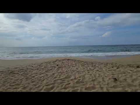 Walking to Playa Arrecife
